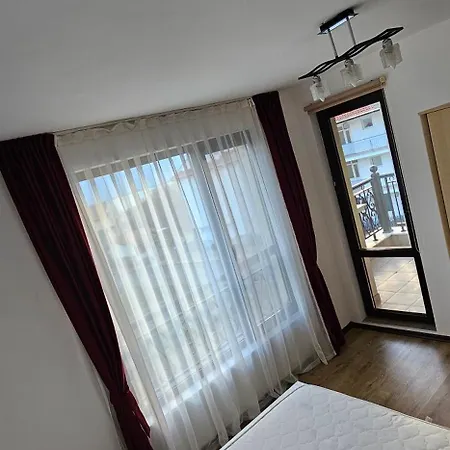 Apartment Sea View Apartment, Morsky Bryag *