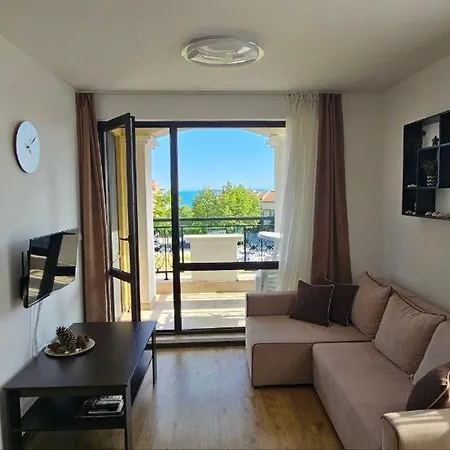 Sunny Holidays Apartment, Morsky Bryag *